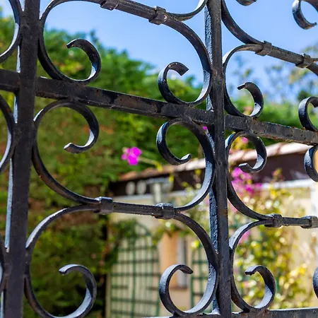 Logis L'esterella Ξενοδοχείο 3*