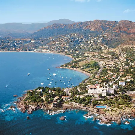 Hotel Logis L'esterella 3*