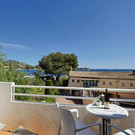 Hotel Logis L'esterella 3*