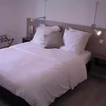 Logis L'esterella Hotel