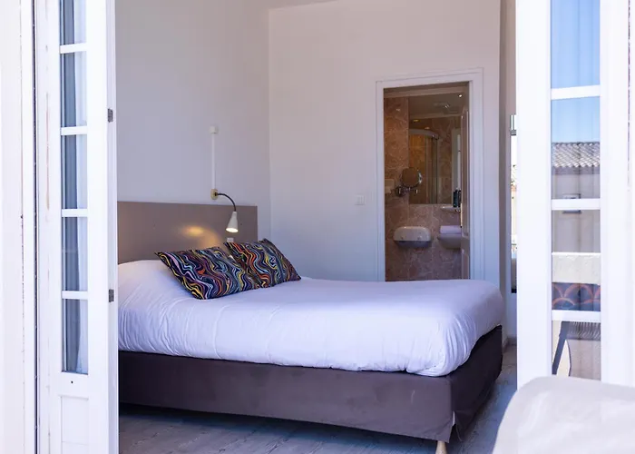 Logis L'esterella Отель 3*