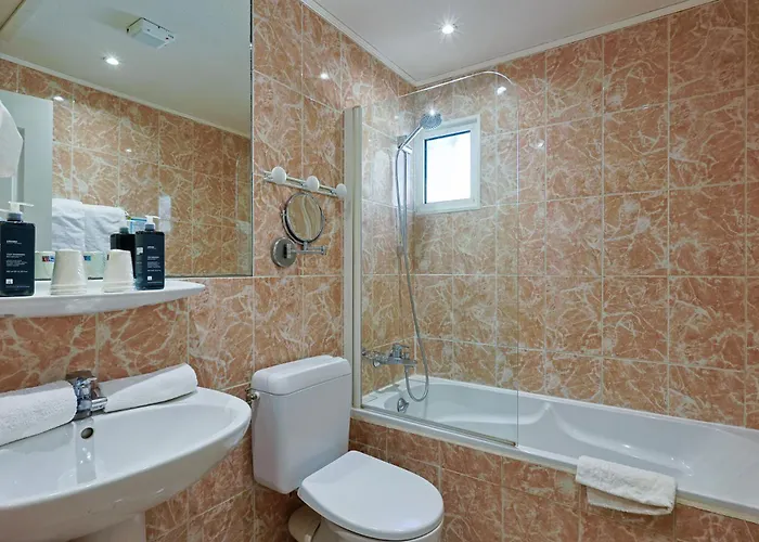 Hotel Logis L'esterella 3*