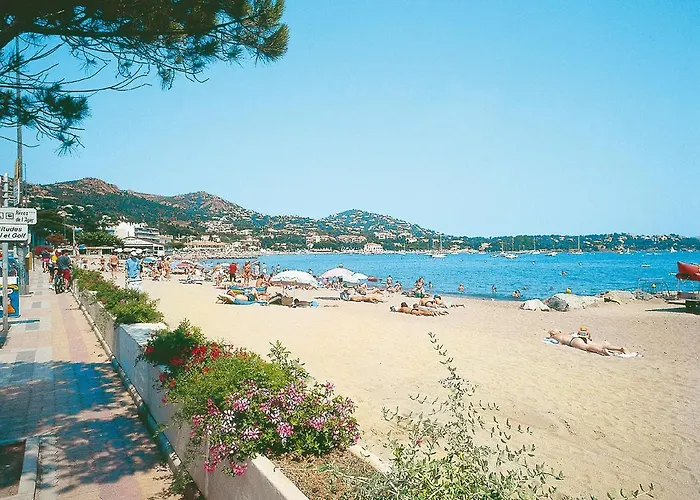 Logis L'esterella 3*