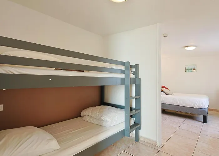 Hotel Logis L'esterella