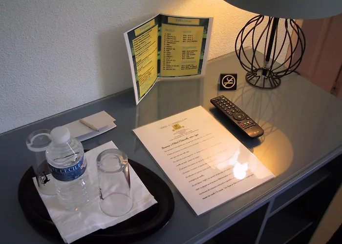 Logis L'esterella Hotel Saint-Raphaël